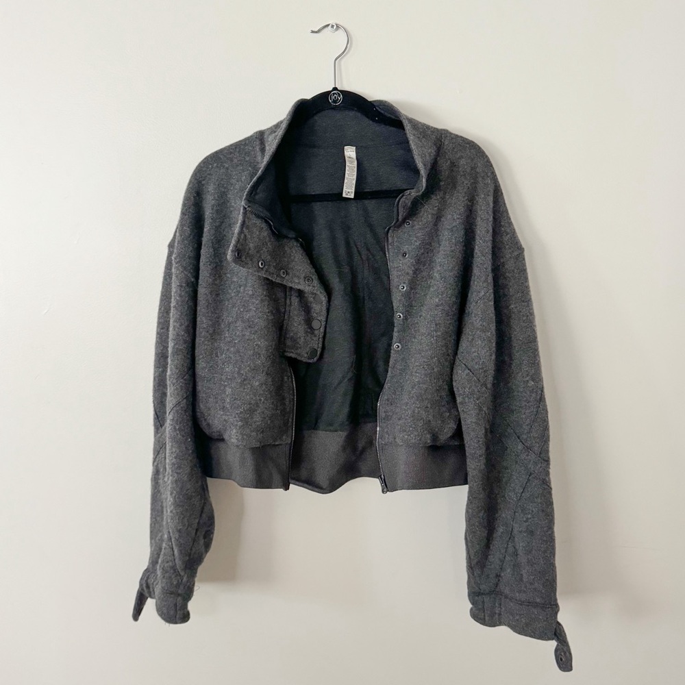 Alo Yoga - Strut jacket - size L